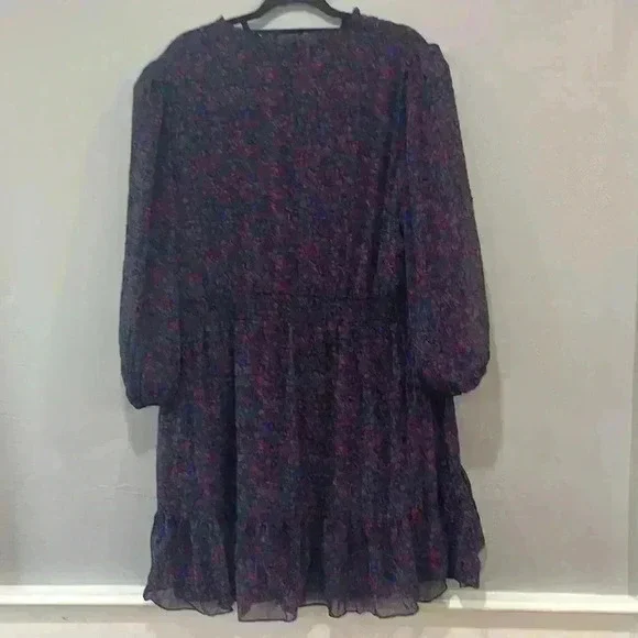 BCBG Paris Collared V-Neck Smocked Tiered Dress, Size XXL NWT - Picture 11 of 15